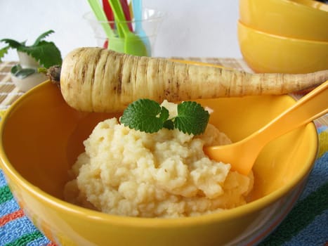 Baby porridge made from parsnips