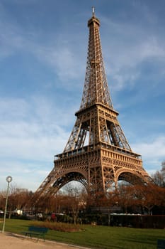 The Eiffel Tower seen from Quai Branly
