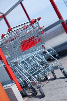 Shopping trolley