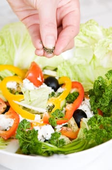 Preparation of vegetarian salad from fresh vegetables