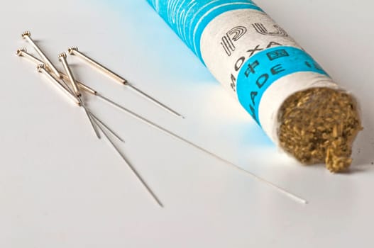 Acupuncture needles