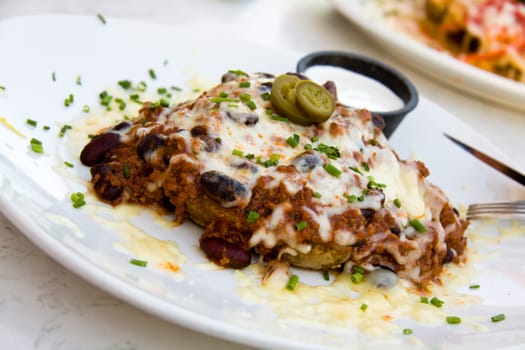 Mexican platter with minced meat,with chili,dip