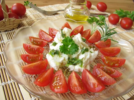 Sheep's cheese with tomatoes