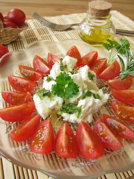 Sheep's cheese with tomatoes