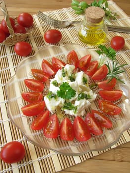 Sheep's cheese with tomatoes
