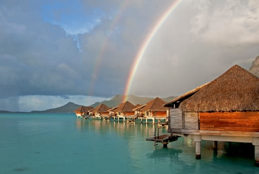 Overwatervillas im Paradies