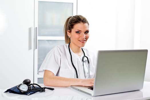 doctor and computer