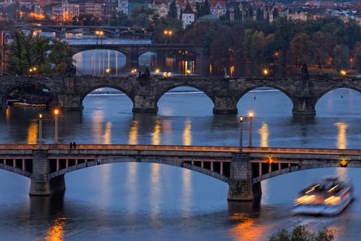 night on bridges