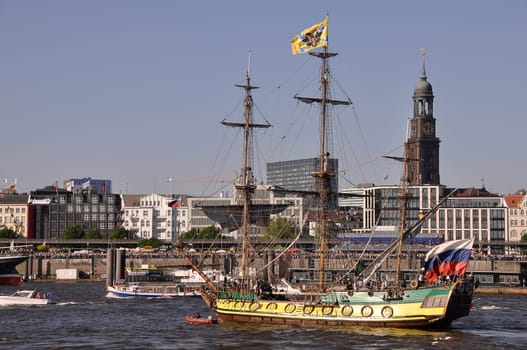 Sailing ship with Hamburg view