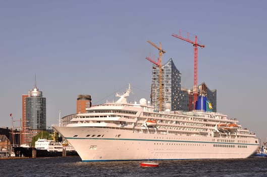 Cruise ship