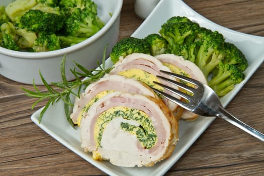 roll filled with vegetables
