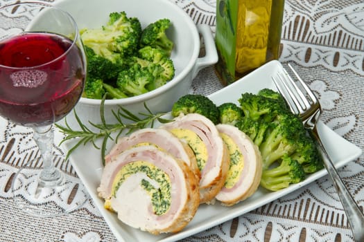 roll filled with vegetables