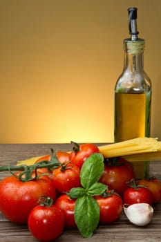 Pasta spaghetti with tomatoes, olive oil and basil