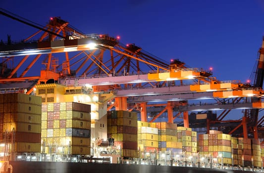 Container ship