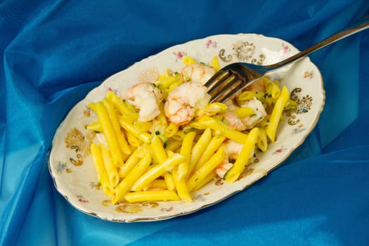 italian pasta with saffron and shrimp
