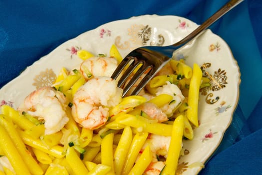 italian pasta with saffron and shrimp