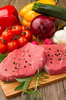 red meat with fresh vegetables
