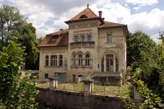 Deserted old and romantic house in Cluj-Napoca, Romania