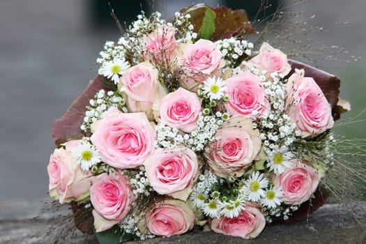 Bouquet of roses with pink roses - Copy space - vertical