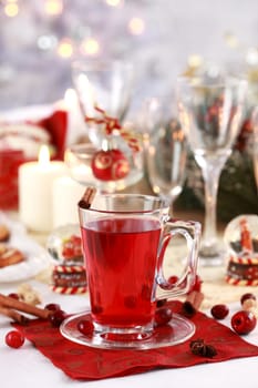 Hot wine cranberry punch for winter and Christmas
