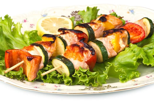 salmon kebab with zucchini and peppers