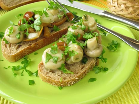 Mushroom salad on bread