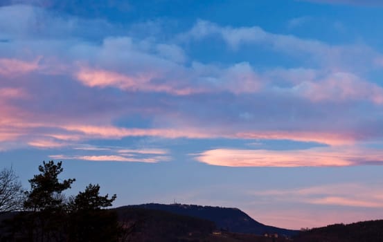 sunset or (sunset beach) or (sunset nature) or (sunset skyline)