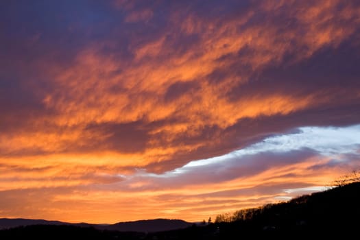 sunset or (sunset beach) or (sunset nature) or (sunset skyline)