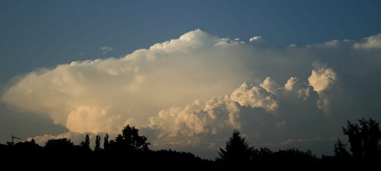 Thunderstorms in the evening