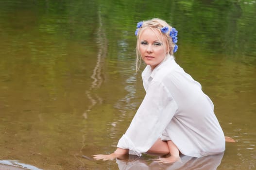 Outdoor shoting of beautiful young caucasian woman