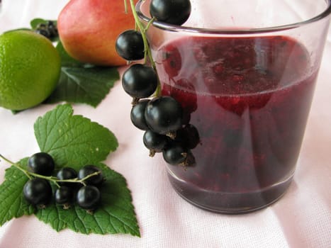 Smoothie with apple and blackcurrant