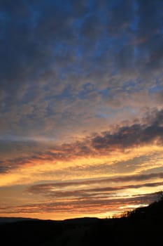 sunset or (sunset beach) or (sunset nature) or (sunset skyline)