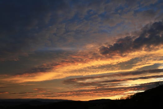 sunset or (sunset beach) or (sunset nature) or (sunset skyline)