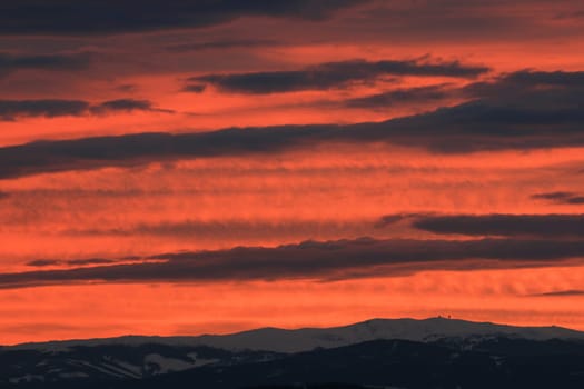 sunset or (sunset beach) or (sunset nature) or (sunset skyline)