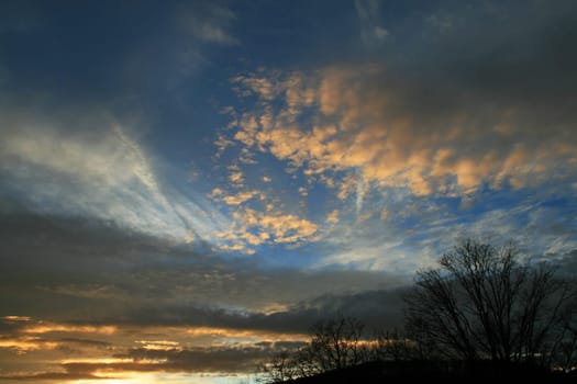 sunset or (sunset beach) or (sunset nature) or (sunset skyline)