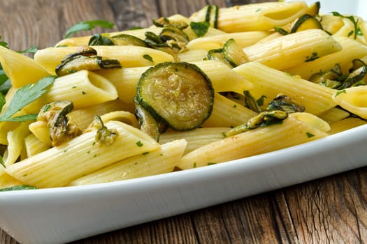 pasta with fresh zucchini and parsley