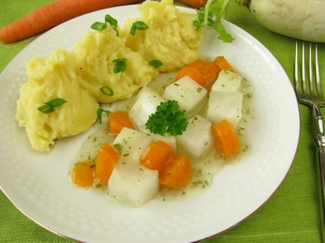 Radish vegetables with mashed potatoes