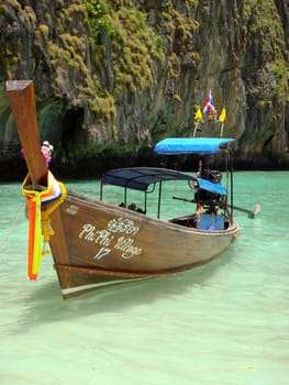 Long Tail Boat Adorned Band Lovely Jewelry Embellishment Fest