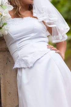 bride holding wedding bouquet
