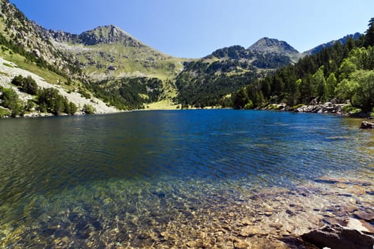 Lake National Park Aiguestortes Estany Llong to 2000 m. high