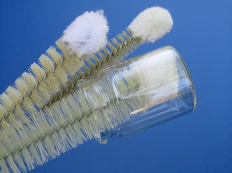 Glass brushes