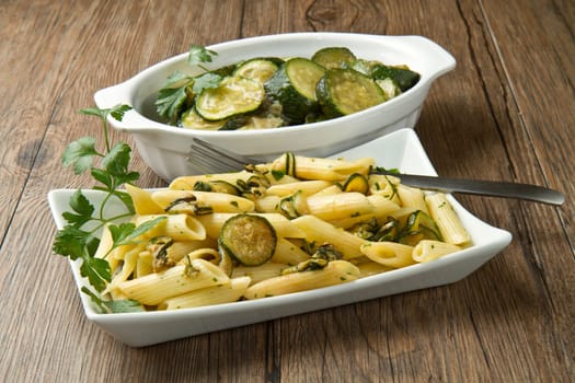 pasta with fresh zucchini and parsley