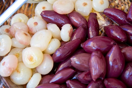 red and white pickled onion