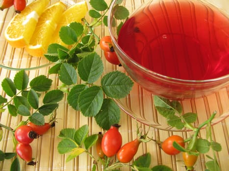 Fruit tea with rose hips and oranges
