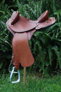 Australian Fender pole saddle