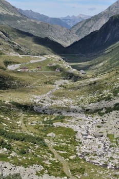 pass road toward north, gottardo
