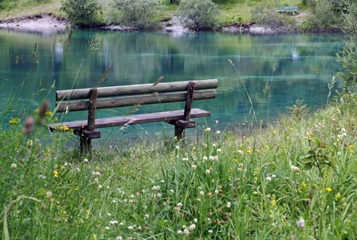 The bench by the lake