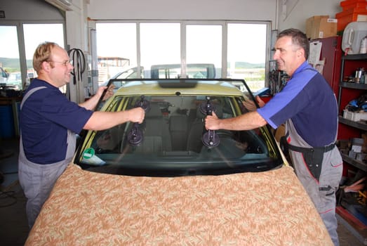 Windshield change