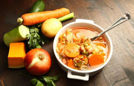 bowl of minestrone