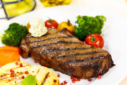 Rump steak with broccoli,fried potatoes